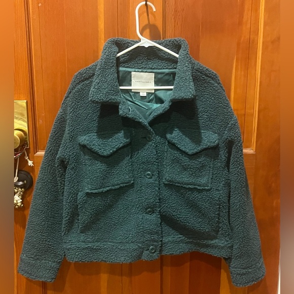 American Eagle Cropped Sherpa Shacket Oversized - Picture 3 of 16